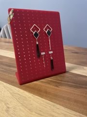 Küpe & Takı Standı Kırmızı