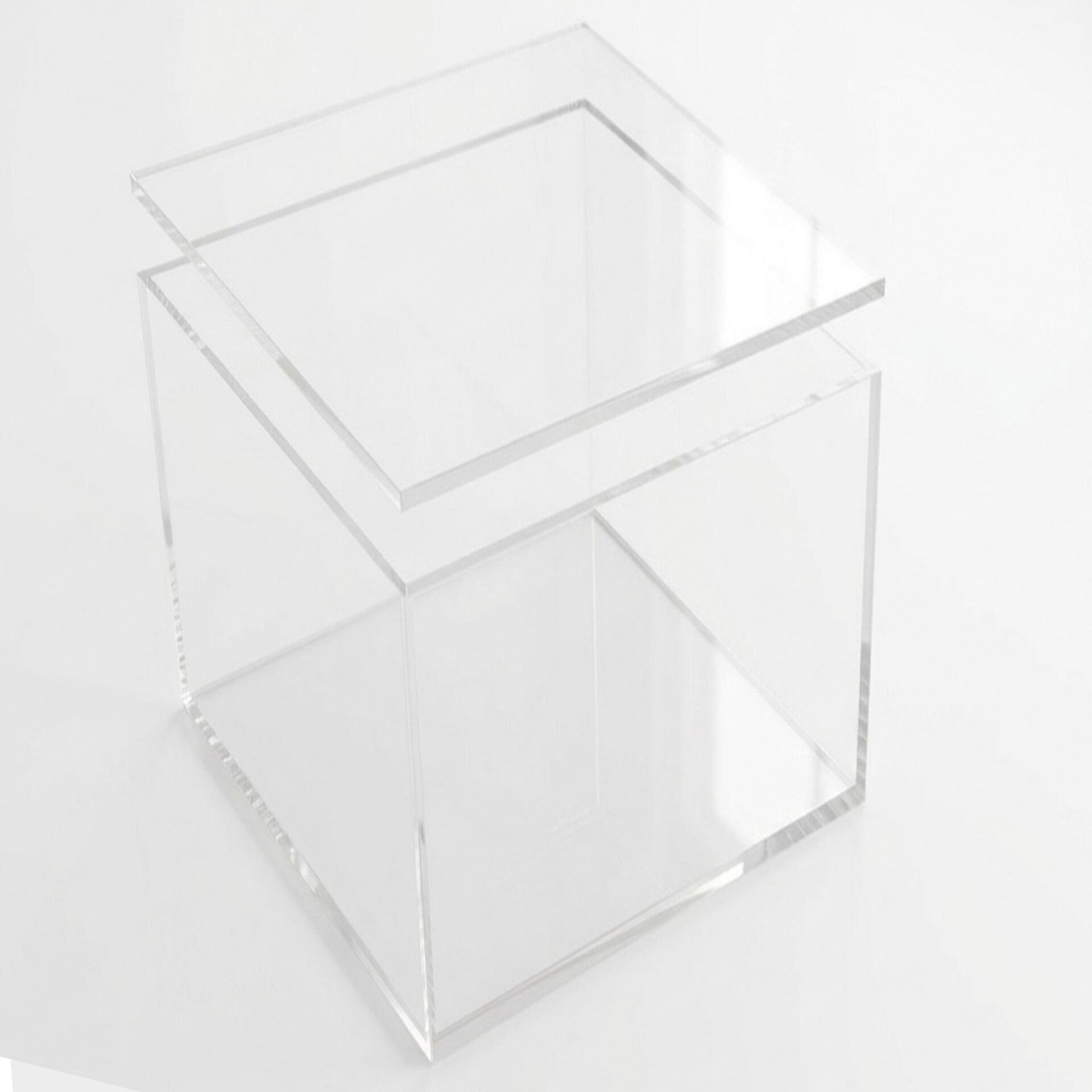 Şeffaf Kapaklı Pleksi Kutu 20x20x15
